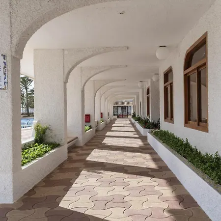 Apartament Arensol Esc-b3, 15-44 *