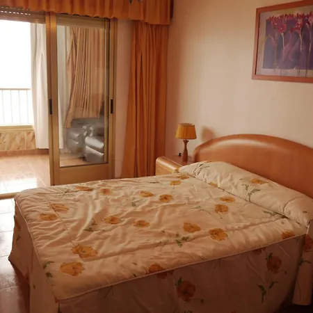 Apartament Arensol Esc-b3, 15-44 *